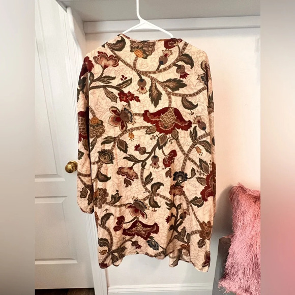 FINAL PRICE Vintage Victoria’s Secret Gold Label Robe - Picture 6 of 7